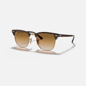 Ray-Ban Clubmaster Tortoise Sunglasses